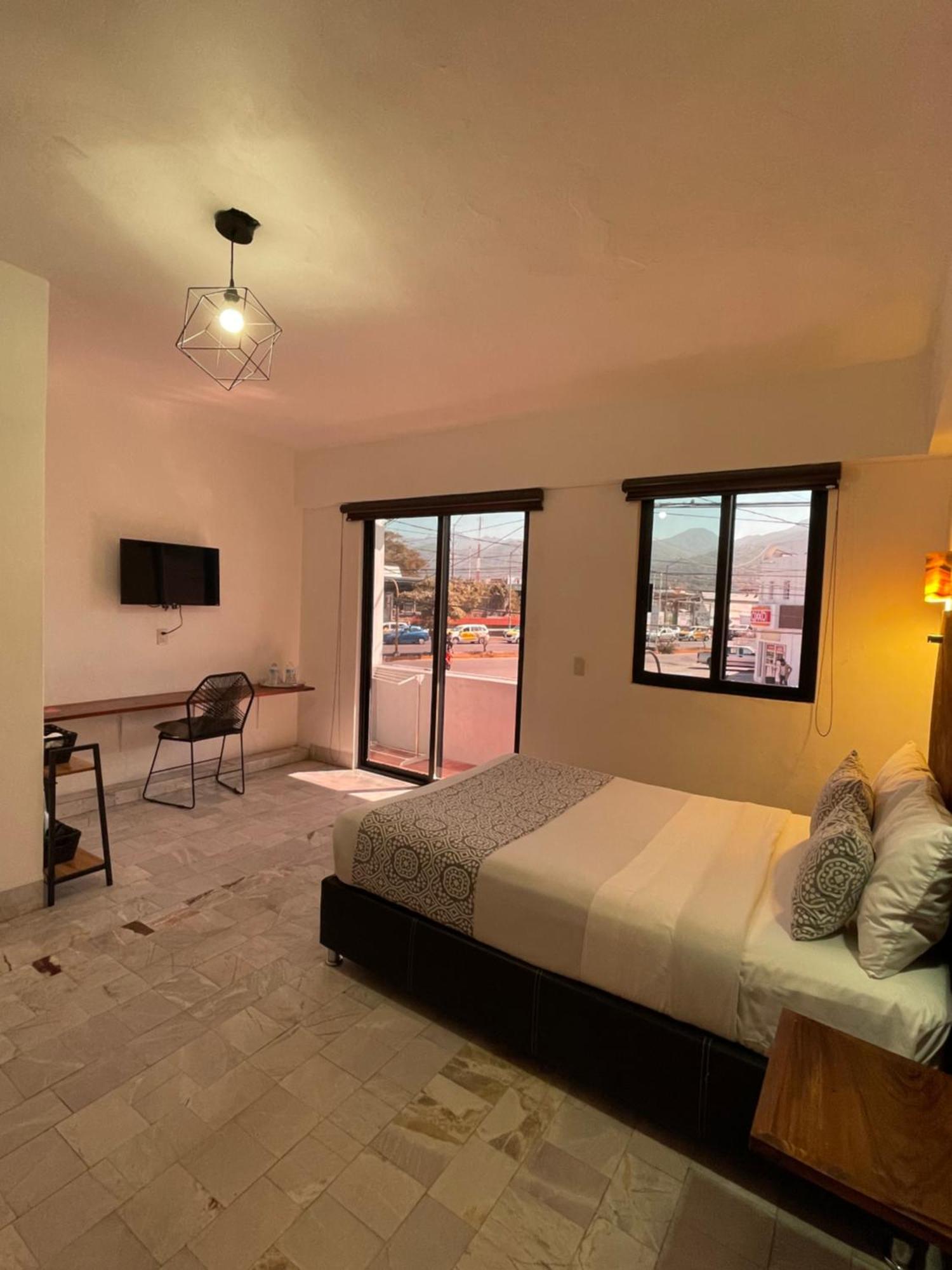 Hotel Boutique Ixaya Пуерто Валярта Екстериор снимка